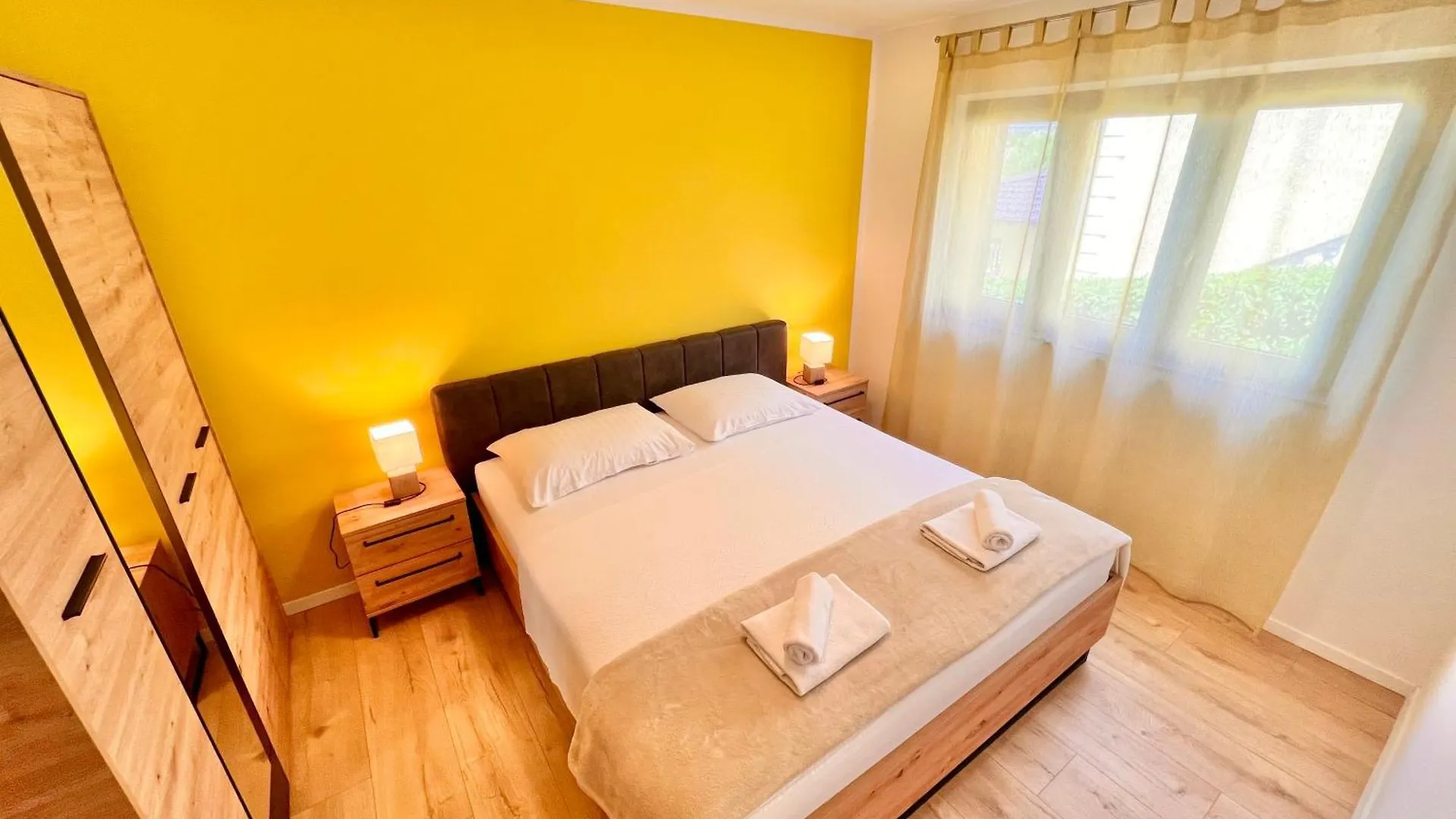 Apartments Gorana Цриквеница